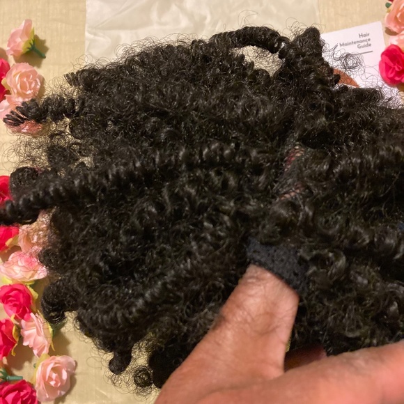 NWT Faux Kinky Coily Ponytail by Natural Girl Wigs Color 1B Length 12 inches - Picture 12 of 13